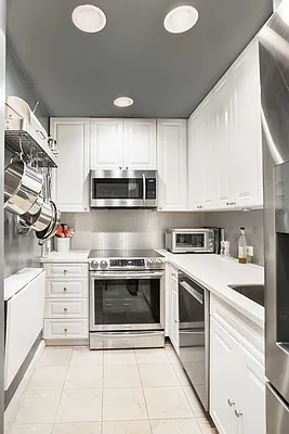 Rented by Corcoran | media 11