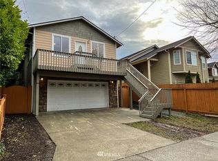 109 SW 108th St, Seattle, WA 98146