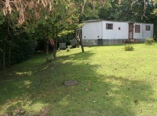 272 Ross Cemetery Rd, Rocky top, TN 37769