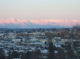 226 NW 48th St, Seattle, WA 98107