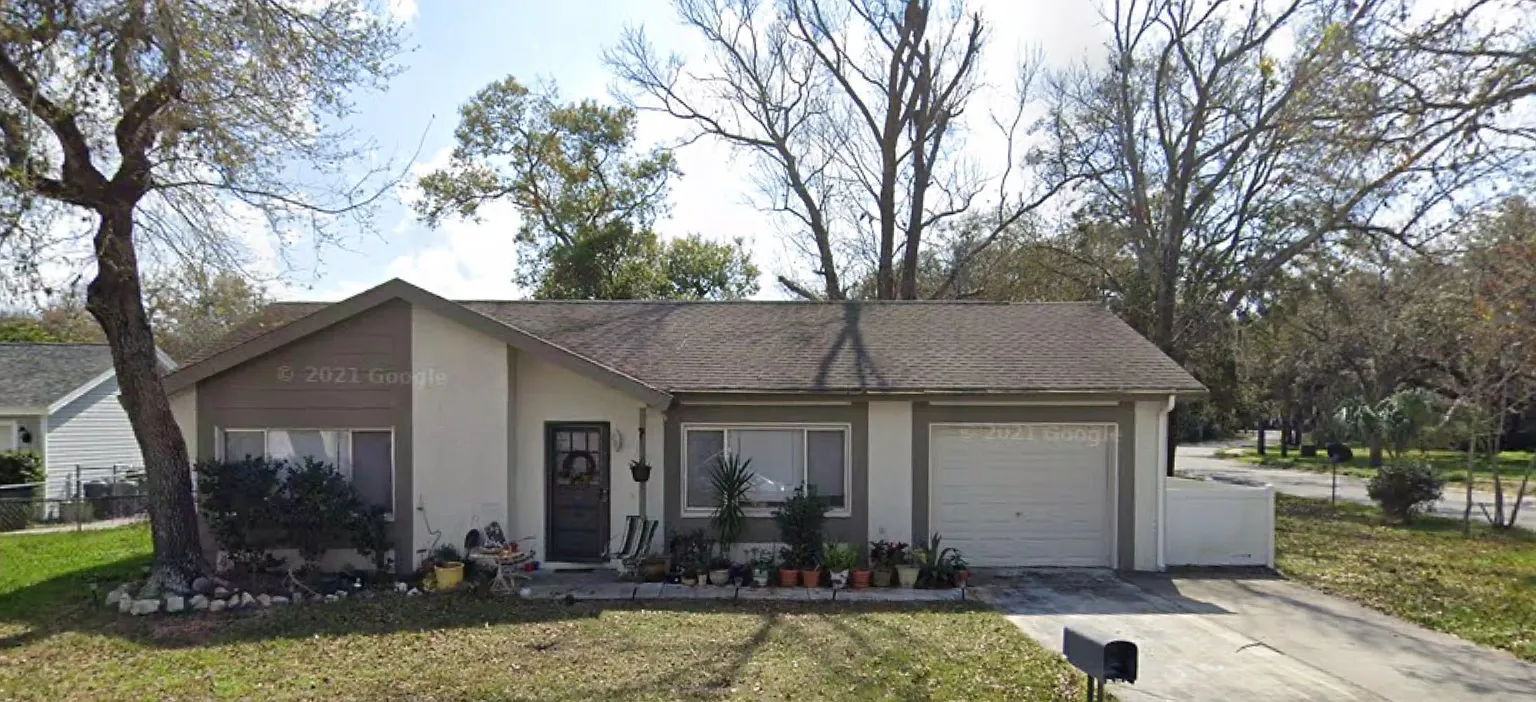 3 bed, 1040 sqft, $1,695 — Photo 1