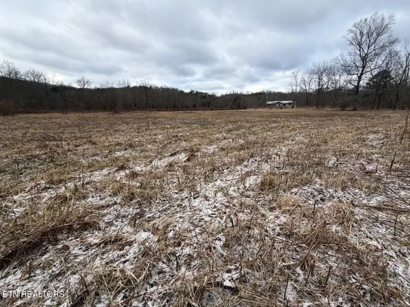 5441 White Oak Rd, Duff, TN 37729