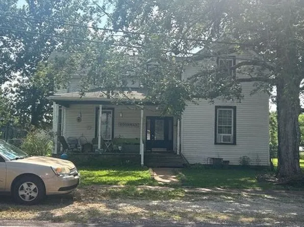 1113 Cedar St, Bismarck, MO 63624