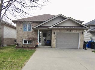 2437 Luxury Ave, Windsor, ON
