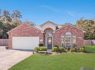 11190 Caddo Dr, Denham Springs, LA 70726