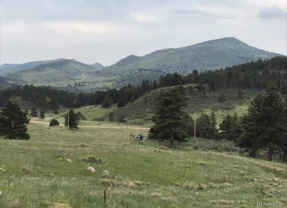 1st image of 849 Blue Mountain Trl