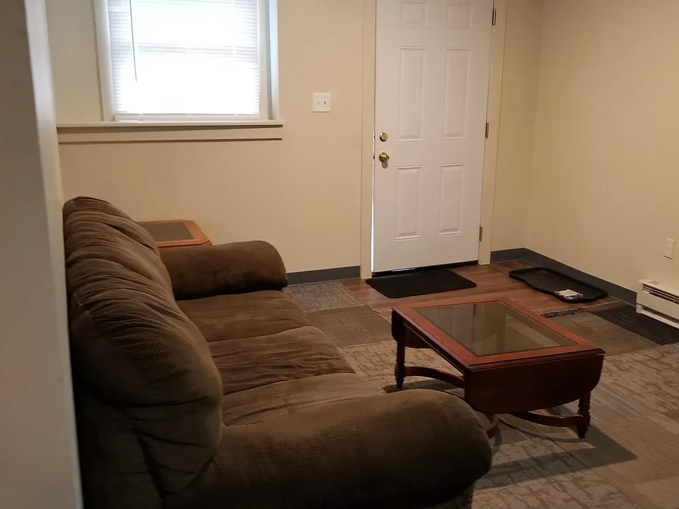 Apt 7