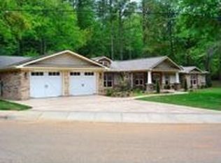 12 Bray Dr, Anniston, AL 36205