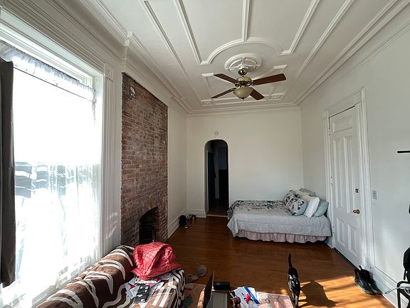 2nd image of 718 Madison Ave APT 2