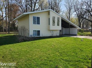 1227 Kingston Ave, Flint, MI 48507