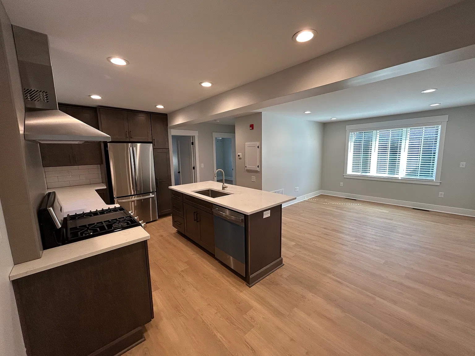 196 Dell Avenue Apt #3 - 1 — Photo 3