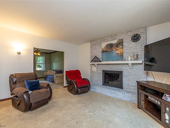 4th image of 26020 Rustic Ln