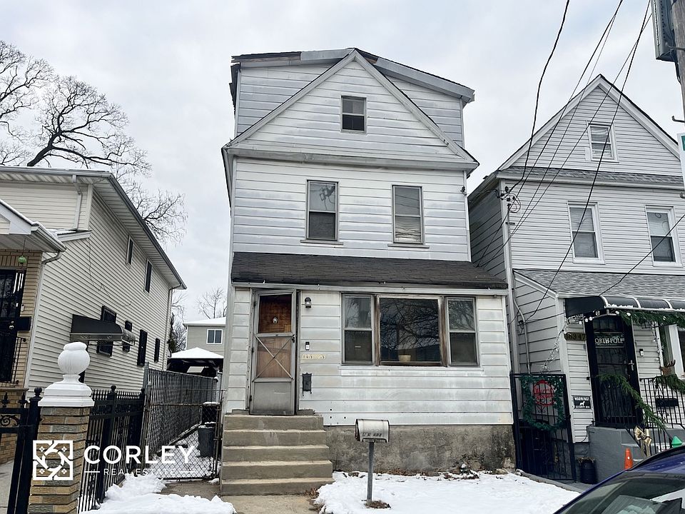 1st image of 16345 Sayres Ave