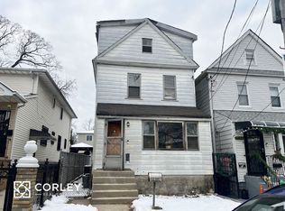 16345 Sayres Ave, Jamaica, NY