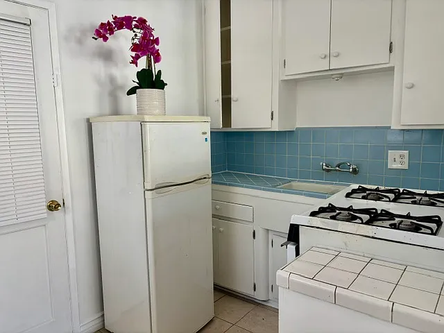 6071 N Lime Ave #6071 — Photo 4