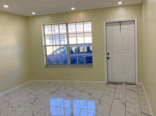 412 SW 9th St #2, Hallandale Beach, FL 33009