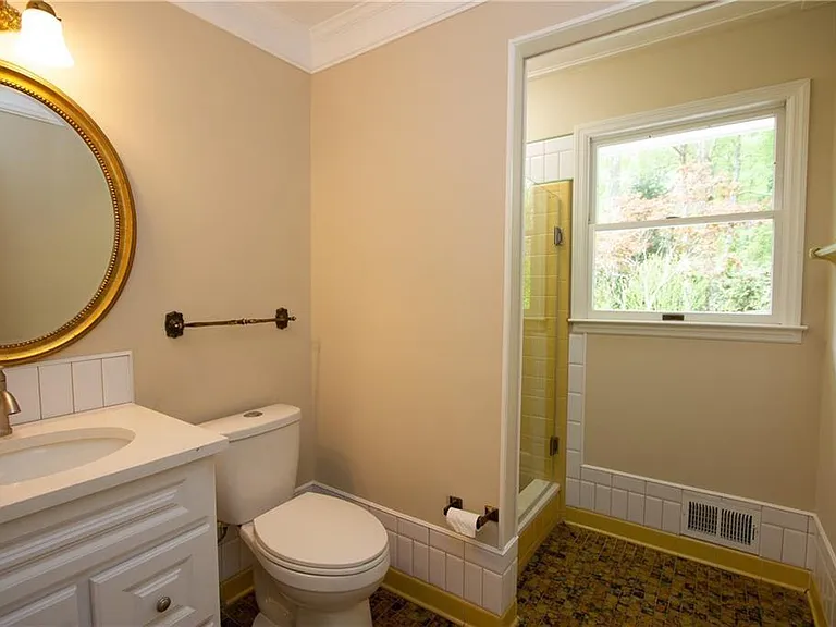 1365 Timberland Dr SE — Photo 15