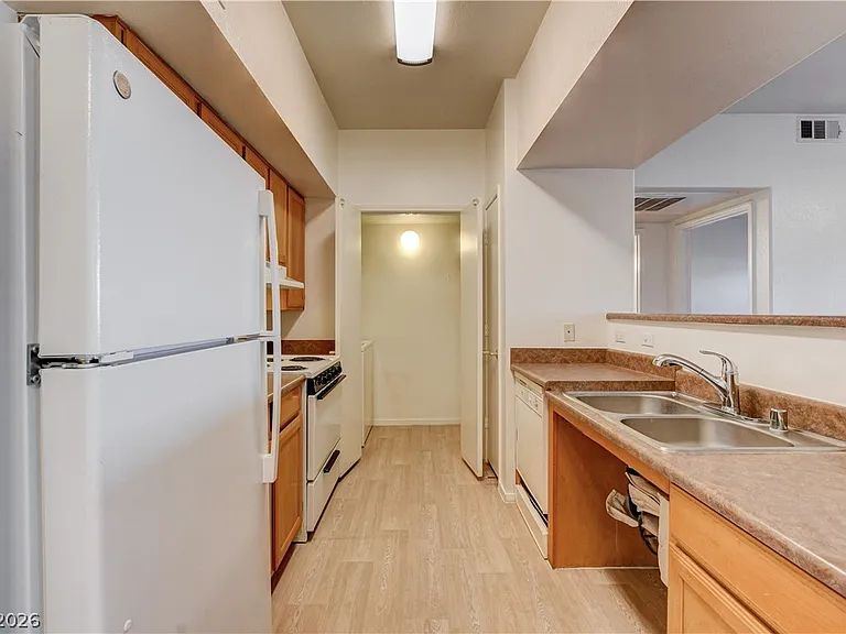 45 Maleena Mesa St #113 — Photo 13
