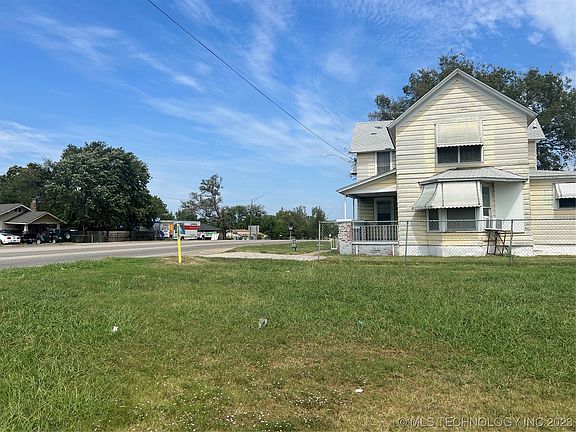 3rd image of 1309 N 9th St