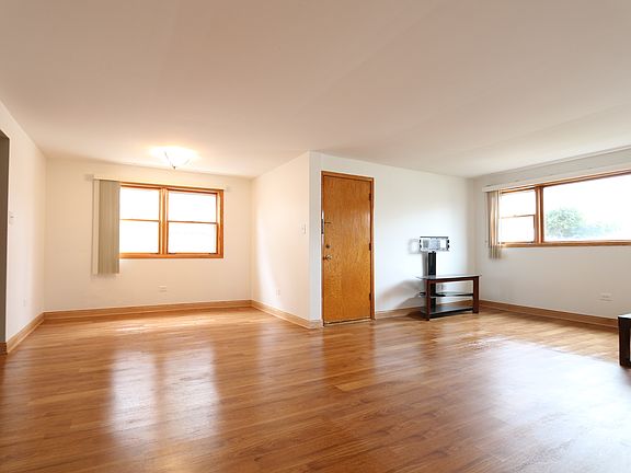 2nd image of 5417 S Menard Ave #Grd