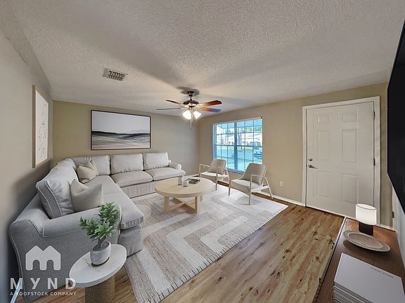 2nd image of 2716 Pinewood Blvd N
