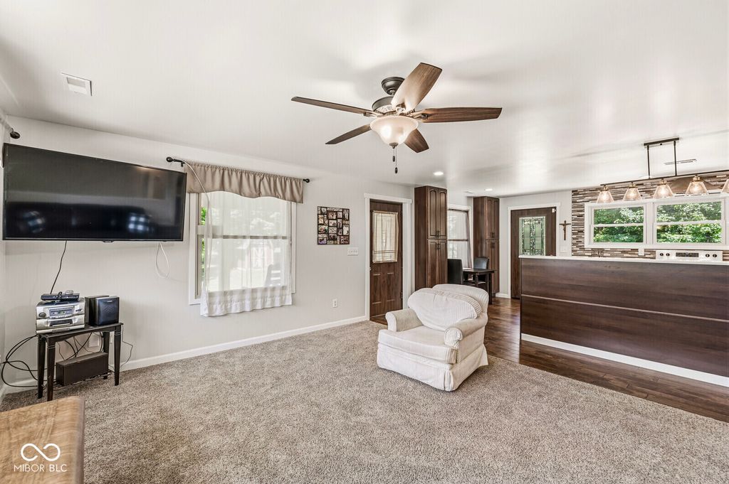 5410 Shelbyville Rd, Indianapolis, IN - View 6