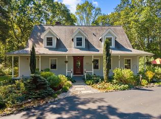 140 Wildrose Ave, Guilford, CT 06437