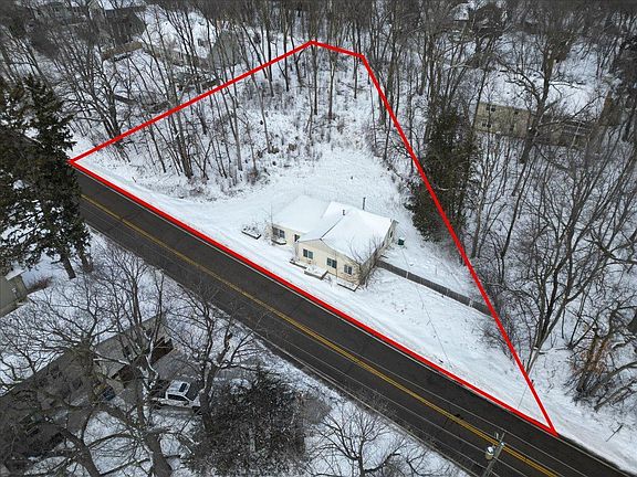 5th image of 4736 N Shore Dr