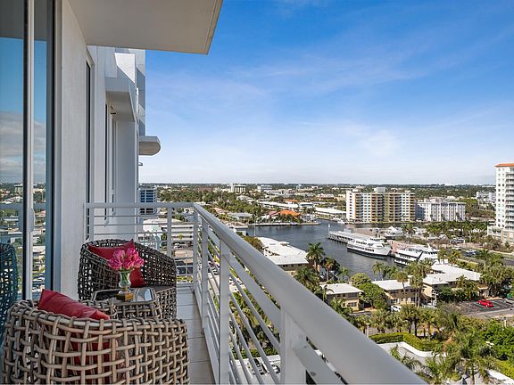 2nd image of 2831 N Ocean Blvd