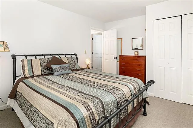 4 Hillrise Ln — Photo 30