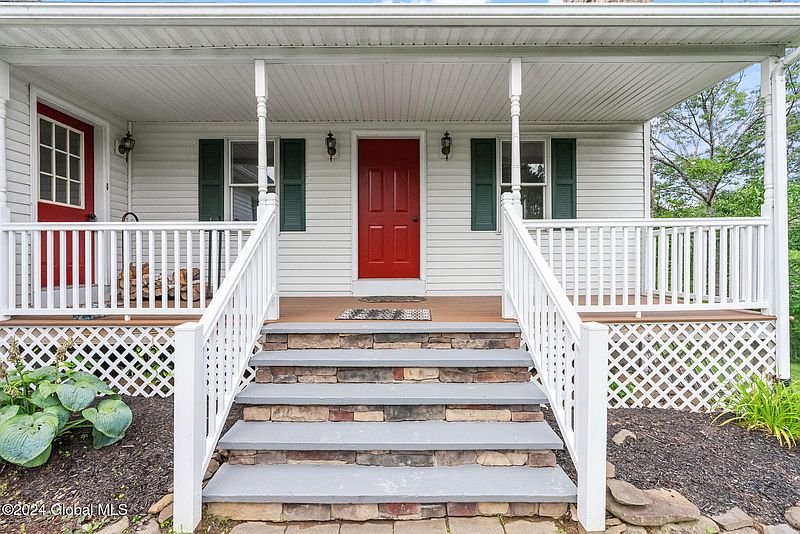 2nd image of 192 Crosier Road