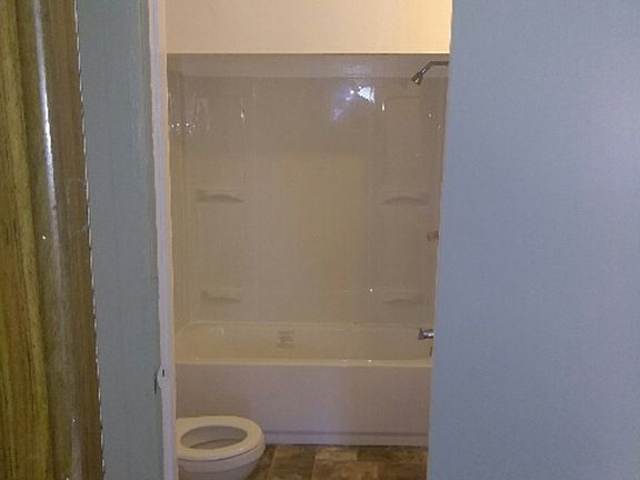 2nd image of 350 Potomac Ave