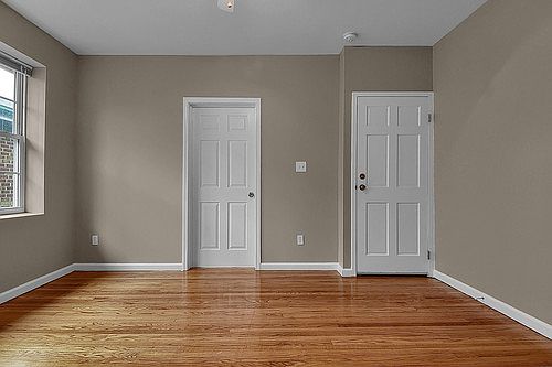 2nd image of 4945 Oleatha Ave APT 2E