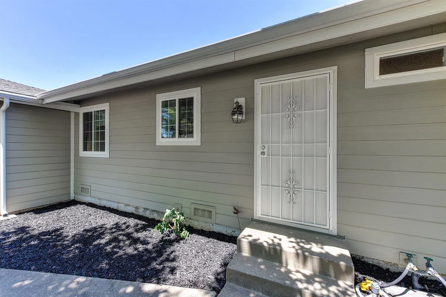 8965 Sunset Ave — Photo 2