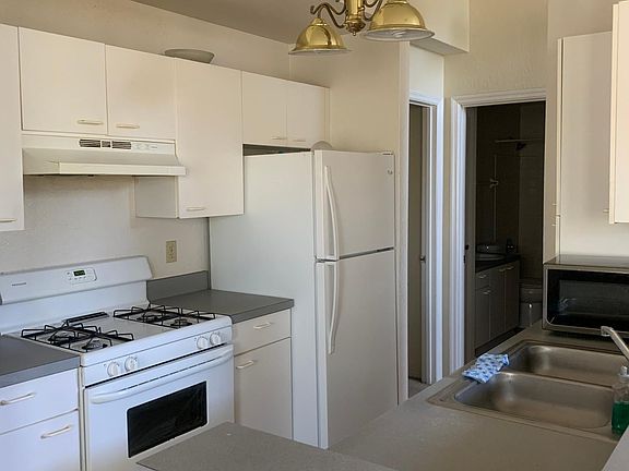 3rd image of 1601 Columbia Arms Cir Unit 203