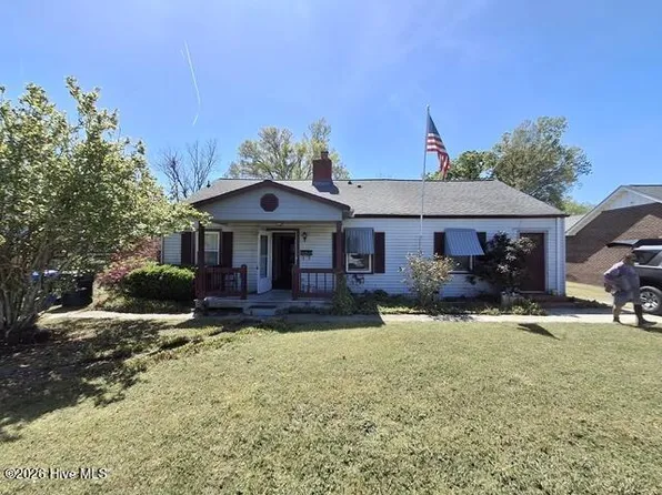 109 Sherwood Road, Jacksonville, NC 28540
