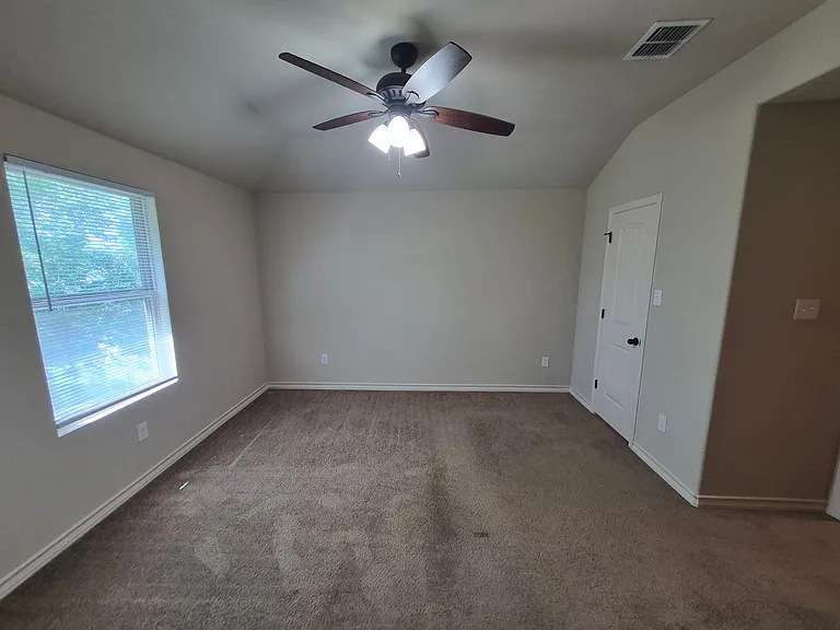 7042 Lakeview Dr #102 — Photo 9