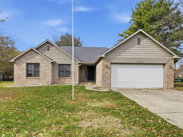 1208 Spring Mill Dr, Avon, IN 46123