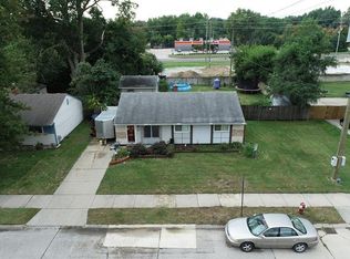 35345 Phyllis St, Wayne, MI 48184