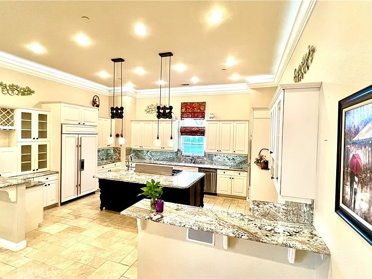 685 Bradbury Dr — Photo 18