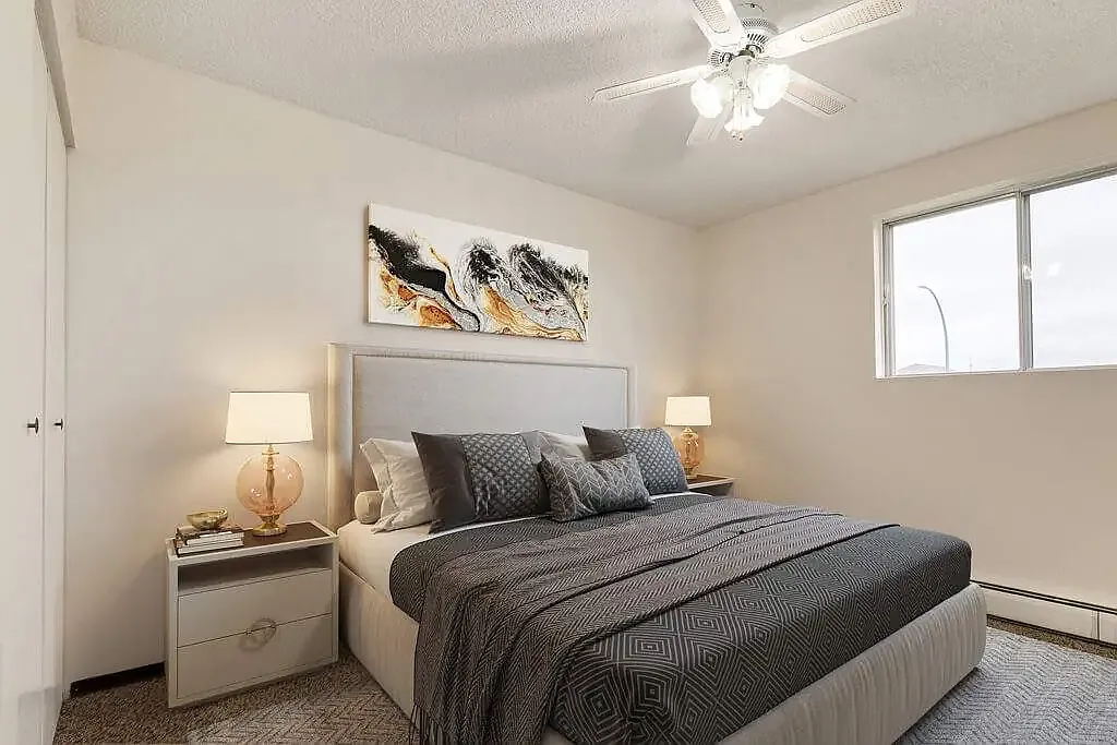 Hillview Apartments — Photo 4