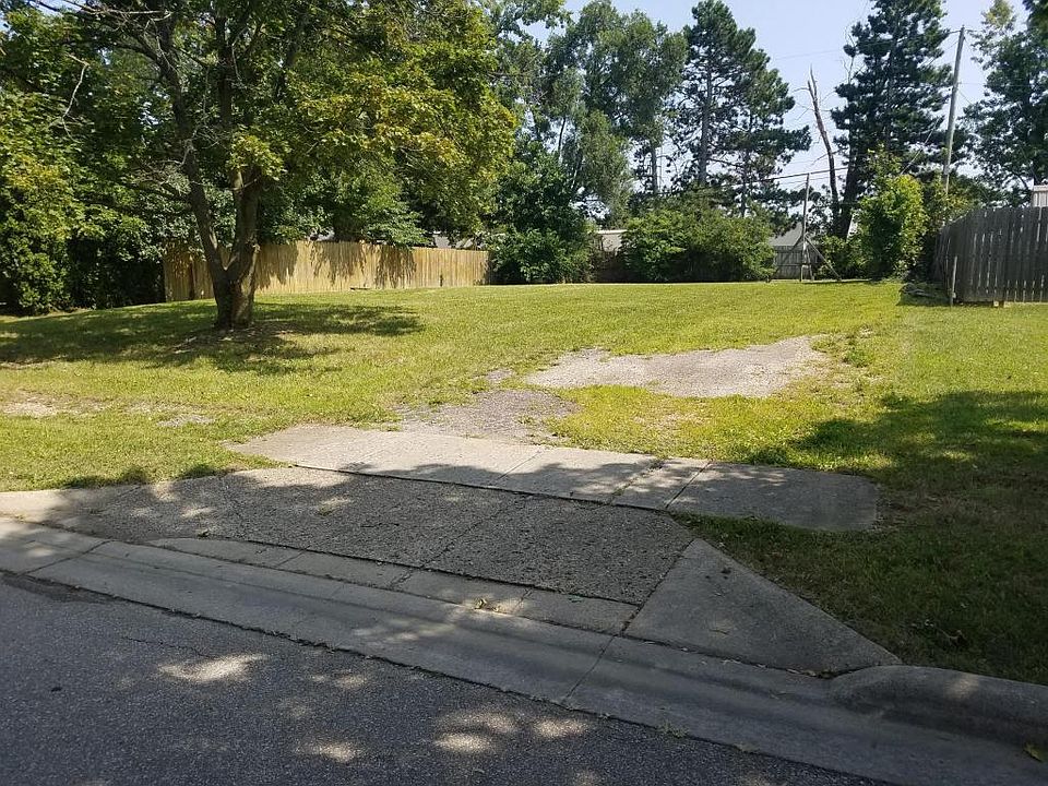 1st image of Jill Ln