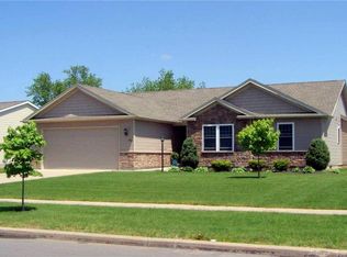 109 Park Ln, Grand Island, NY 14072