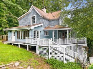 32 Delano Rd, Asheville, NC 28805