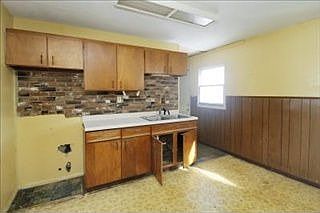 5th image of 62 32nd St N