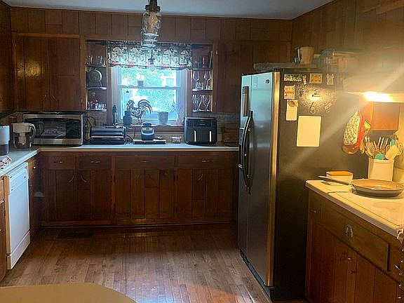 2nd image of 4659 Morgantown Rd