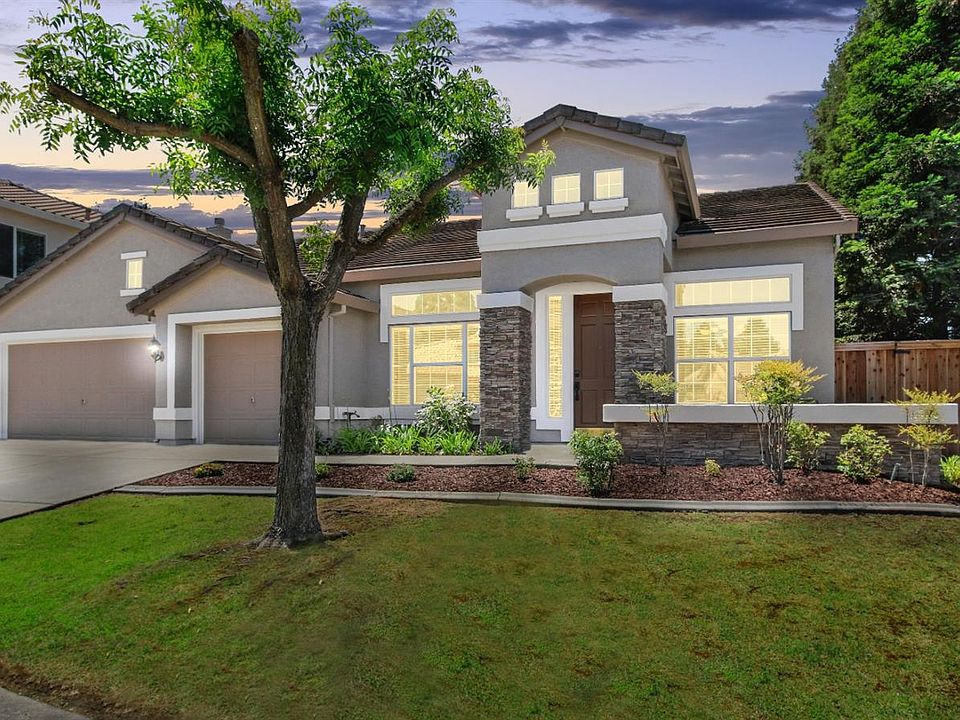 1st image of 1658 Sunningdale Dr