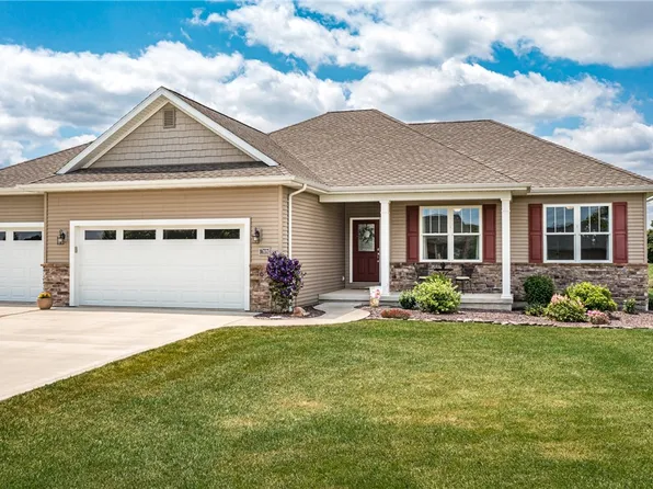 16757 Fox Ridge Dr, Effingham, IL 62401