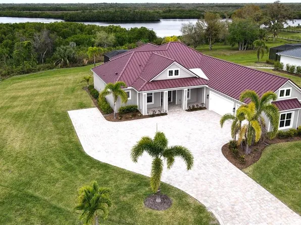 2049 Treasure Ln, Punta Gorda, FL 33982