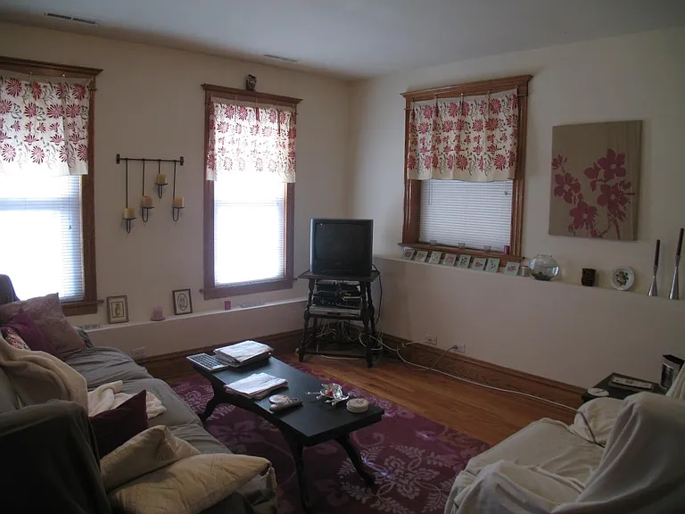 1817 N Clybourn Ave #1 — Photo 2